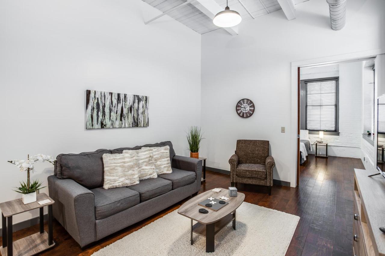 Ny Style Centric Loft With King Bed By Park Ave Apartment Рочестър Екстериор снимка