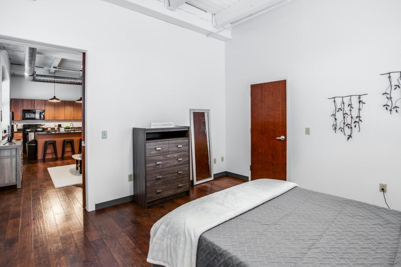 Ny Style Centric Loft With King Bed By Park Ave Apartment Рочестър Екстериор снимка
